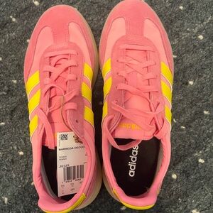 MOVING SALE- NEW Adidas Pink and Yellow Low-Top Sneakers